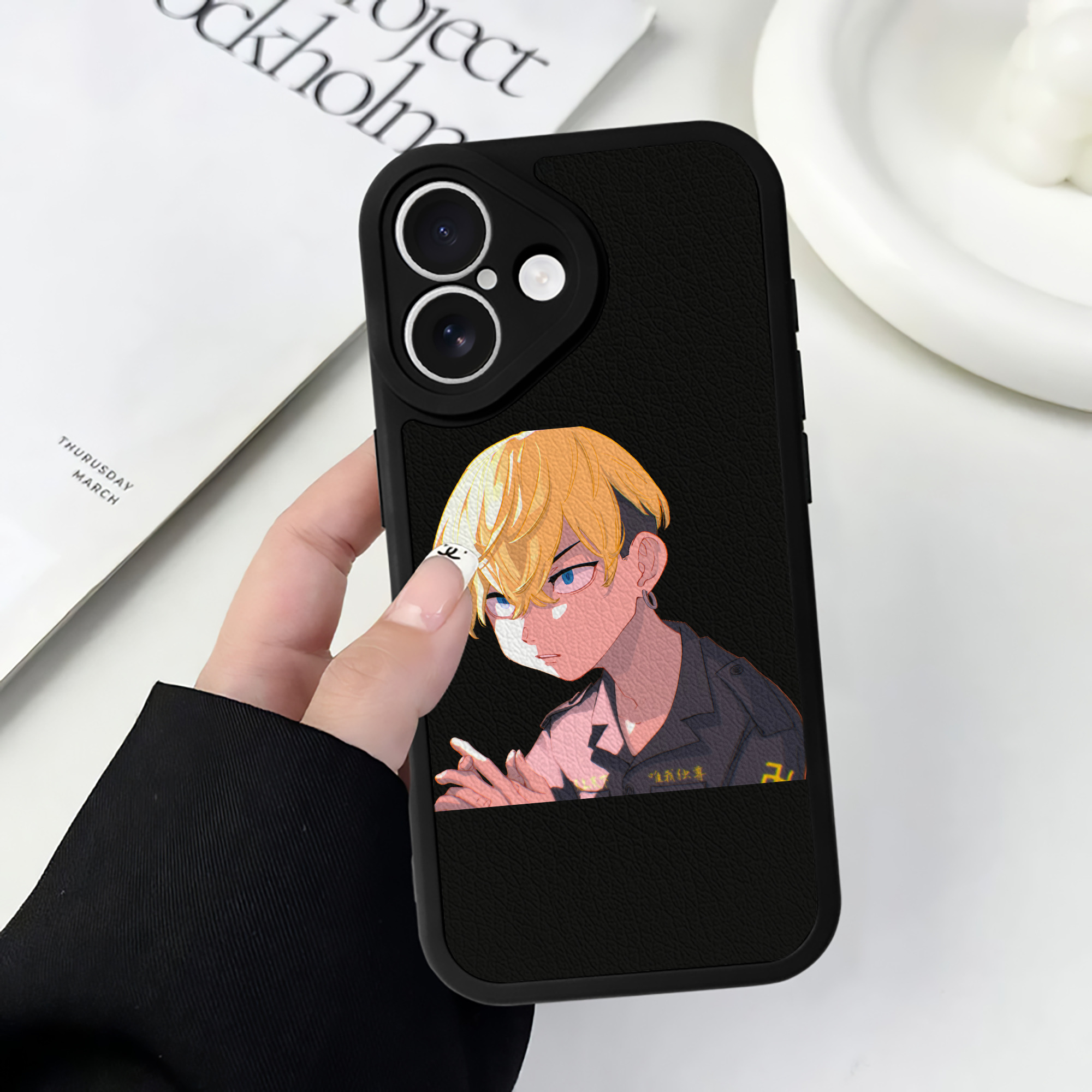 （画像用） 東京リベンジャーズ Tokyo Revengers 【iPhone 16シリーズ対応】シリコンスマホケース（レザー調） 材質：シリコン